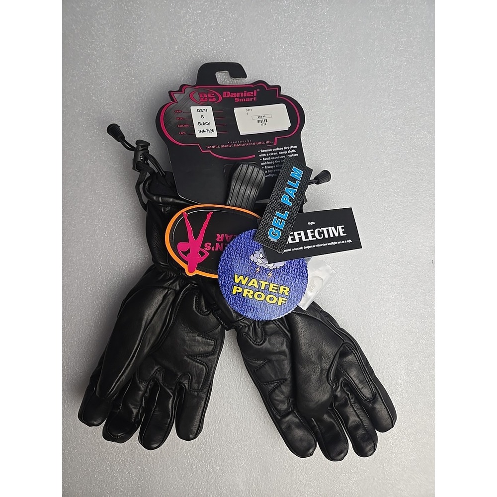 Daniel Smart Women's Size Small Black High Performance Insulated Gloves DS71 NWT